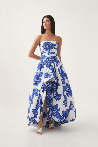 A Vintage Style Garment with Delicate Timeless Details