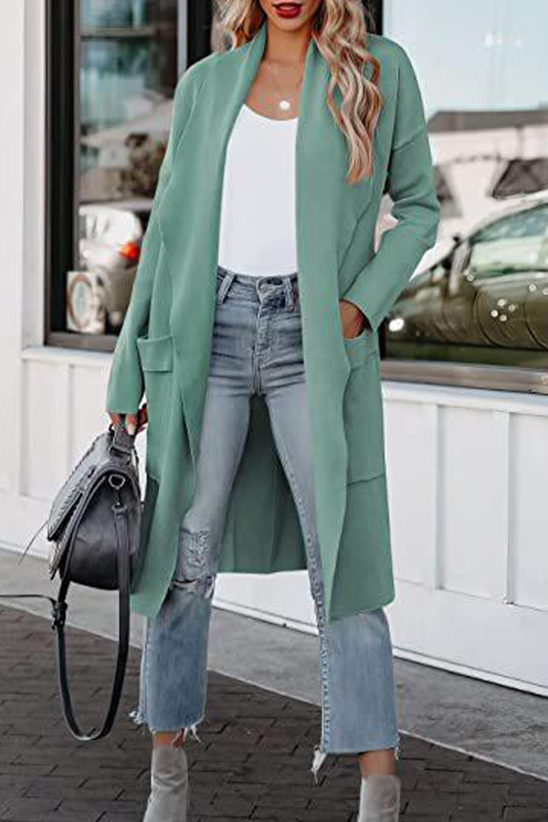 Well Tailored Cardigan with a Graceful Silhouette