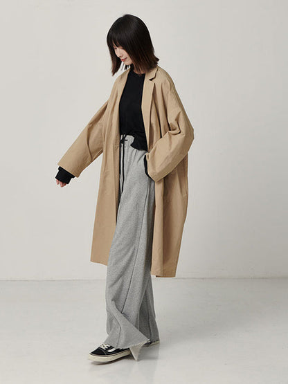 Well Tailored Pants with a Graceful Silhouette