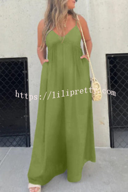 Effortlessly Elegant Garment with a Timeless Design