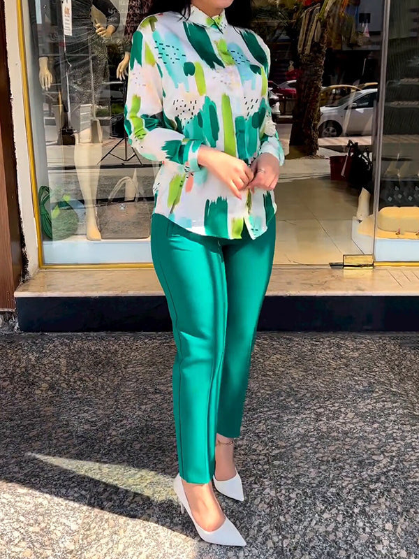 Classic Vintage & Enduringly Stylish Blouse