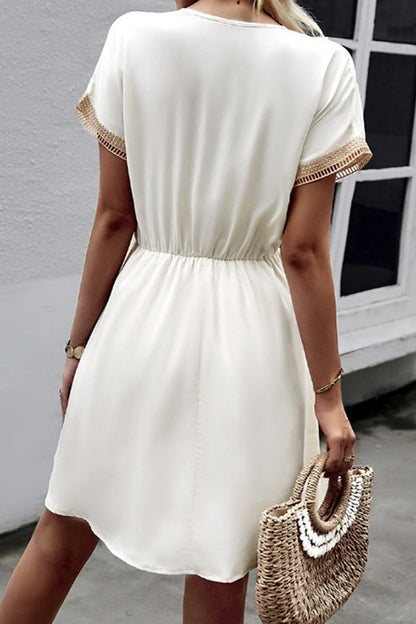 Gracefully Styled Dress for Any Occasion