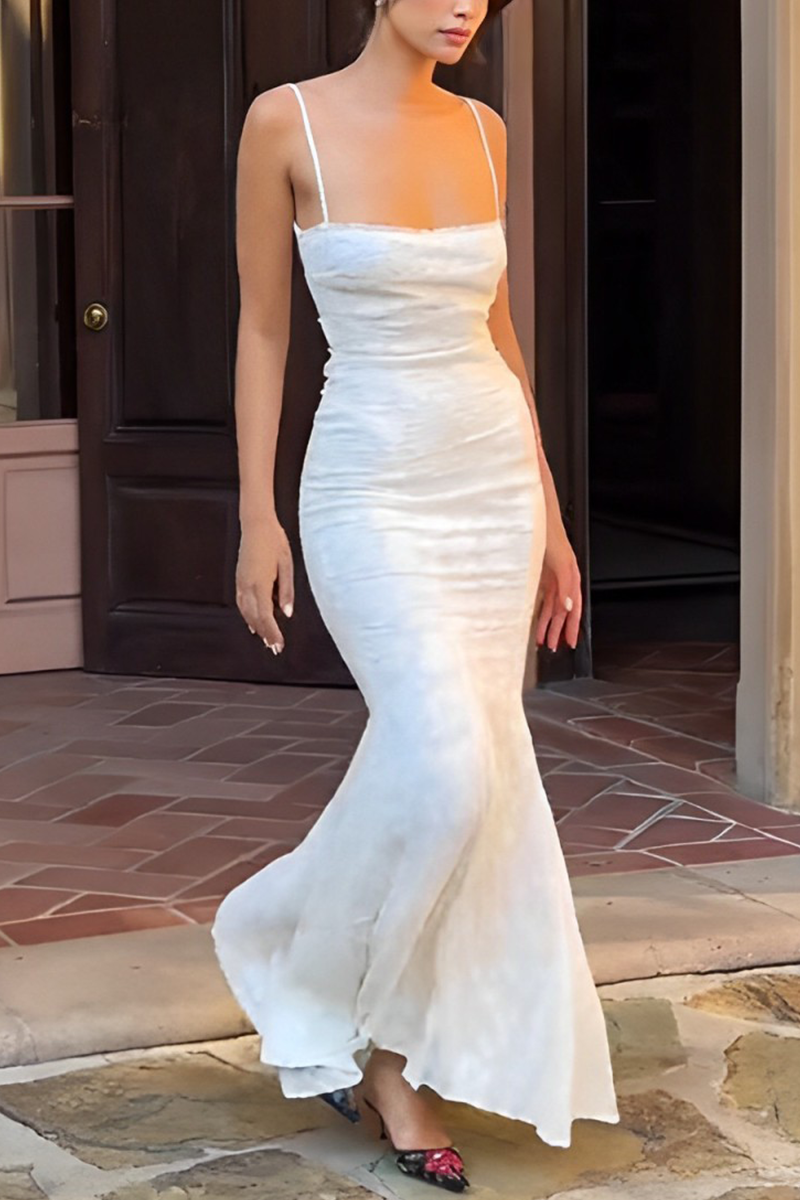 Sophisticated Dress with a Clean Classic Look