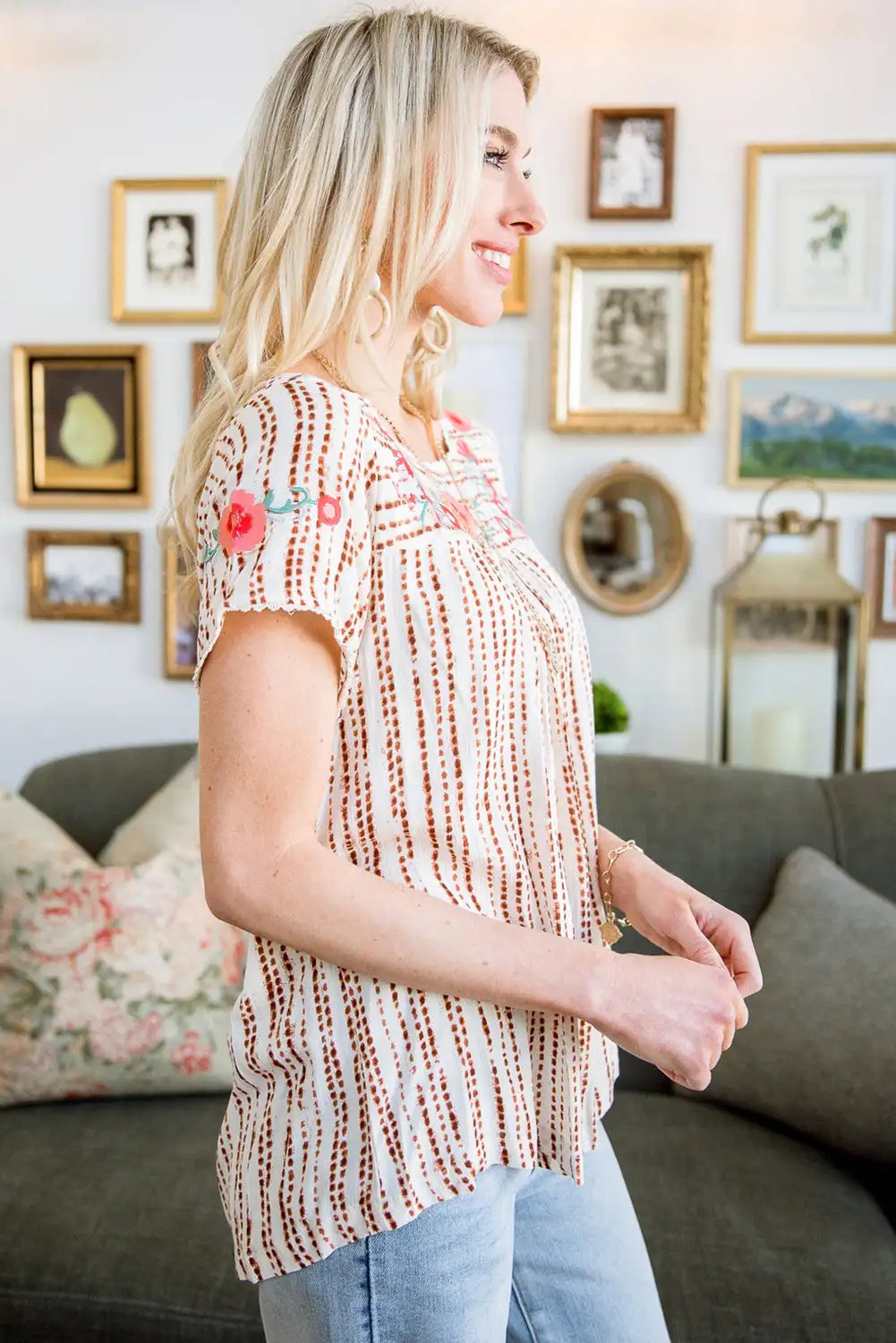Gracefully Styled Shirt for Any Occasion