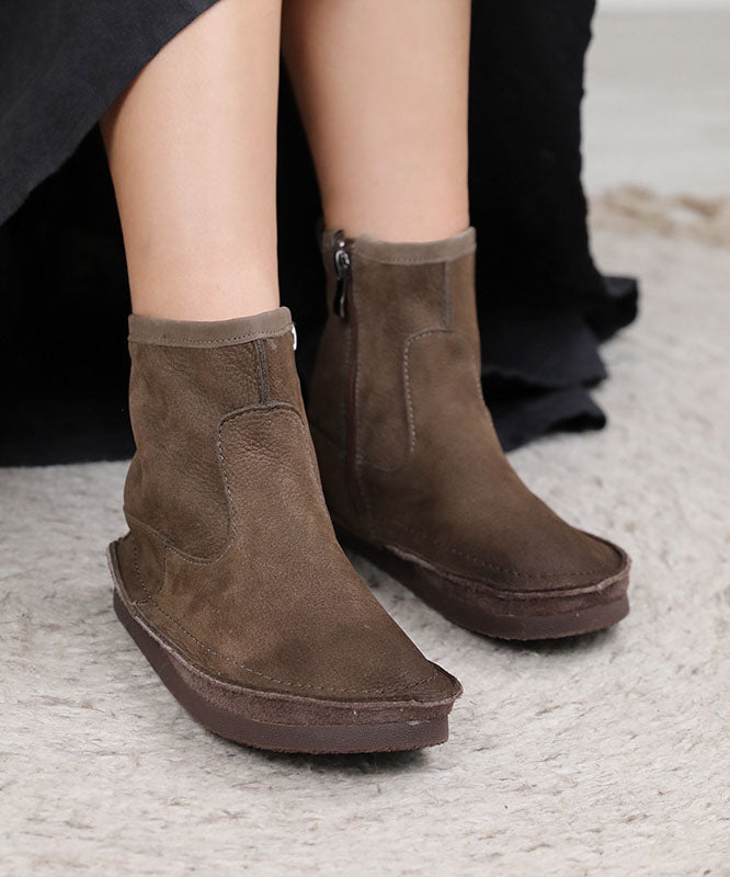 Beautifully Finished Boots in a Timeless Design
