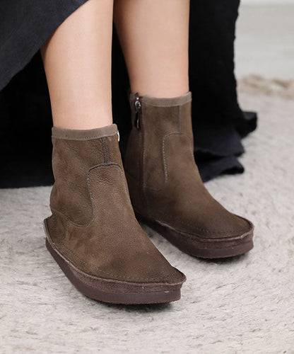 Beautifully Finished Boots in a Timeless Design