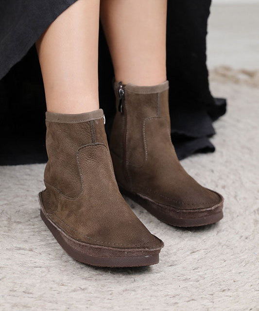 Beautifully Finished Boots in a Timeless Design