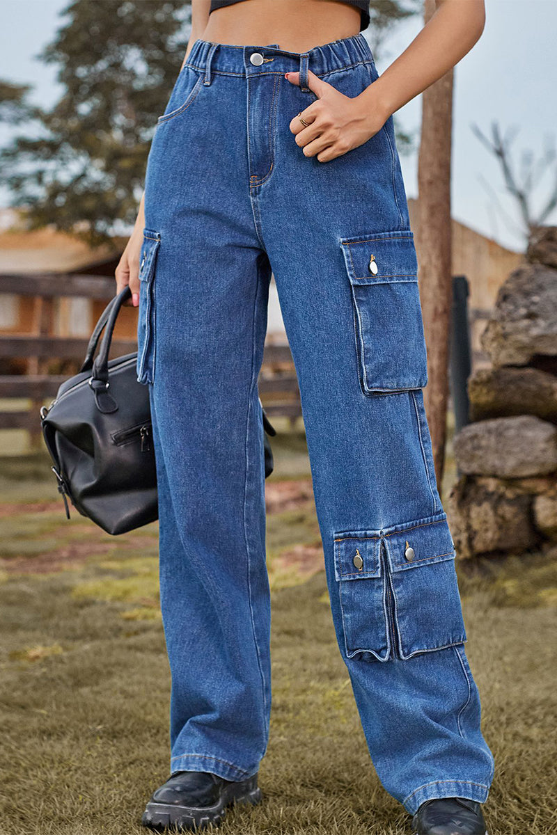 Effortlessly Elegant Garment with a Timeless Design