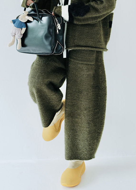 Elegantly Styled Pants for Everyday Wear