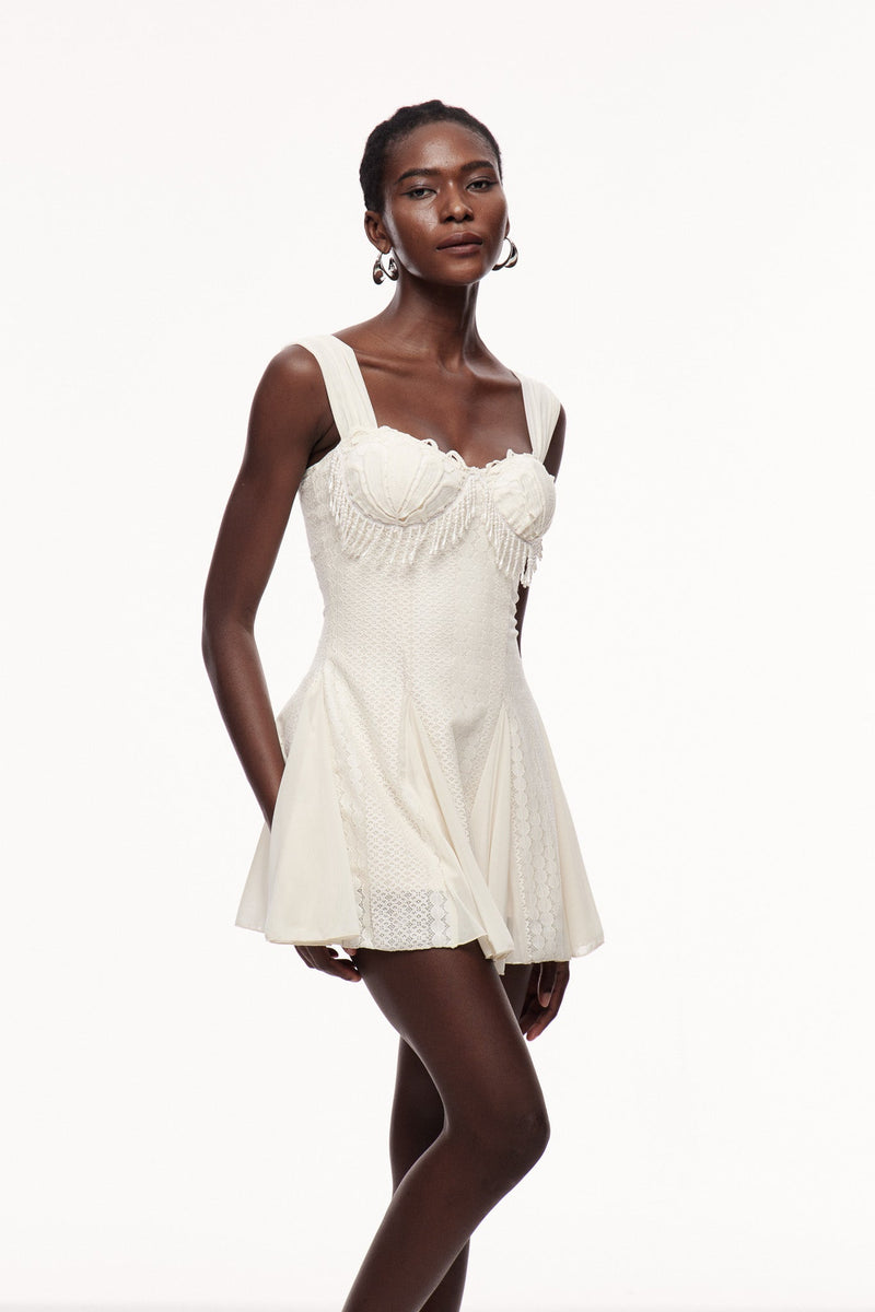 Gracefully Styled Dress for Any Occasion
