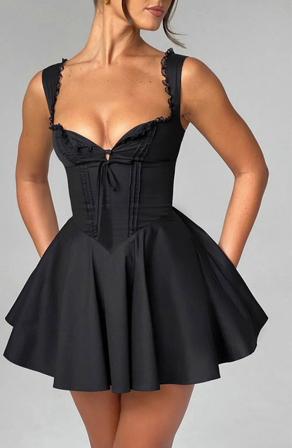 Classic Vintage & Enduringly Stylish Dress