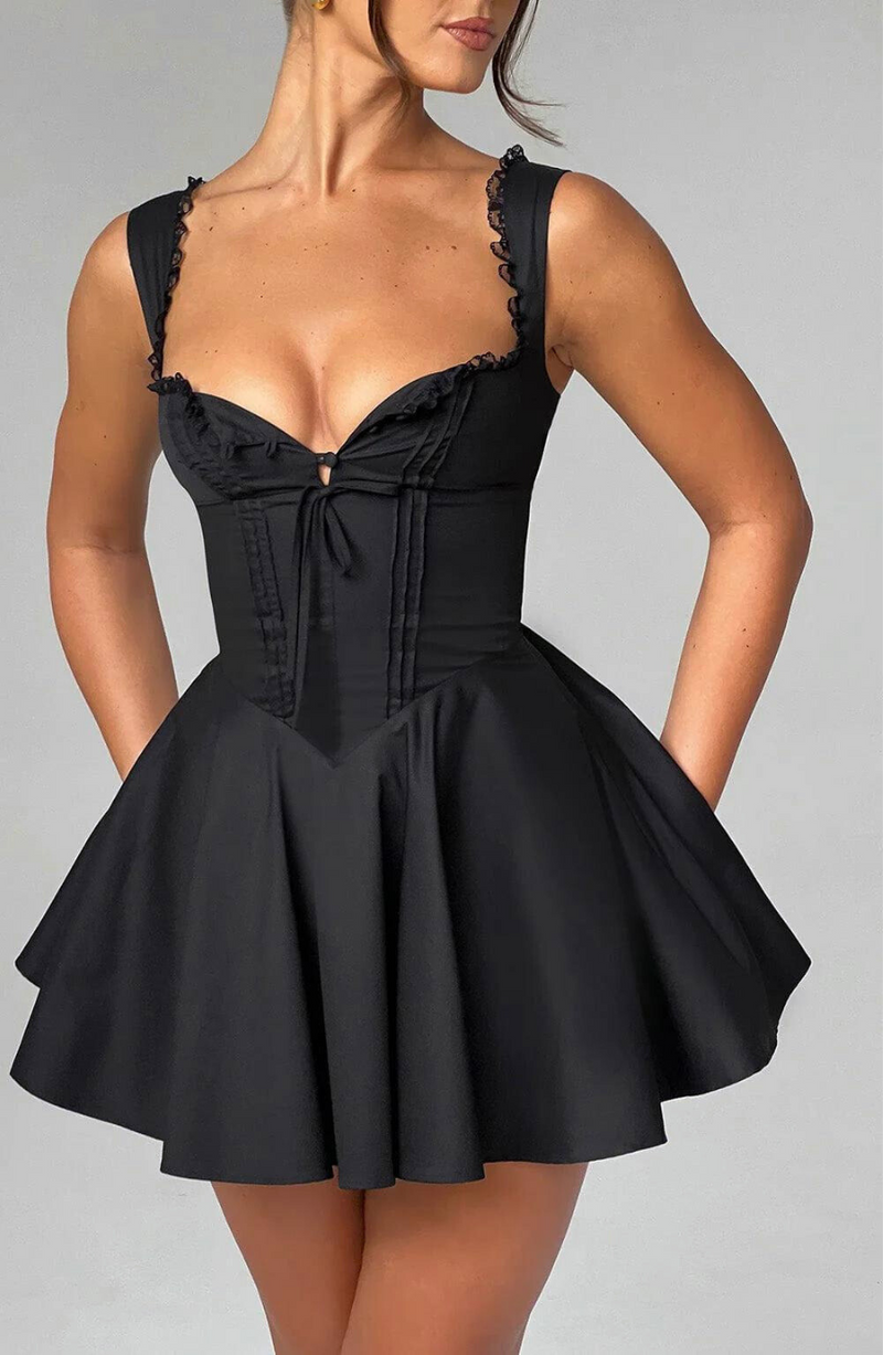 Classic Vintage & Enduringly Stylish Dress