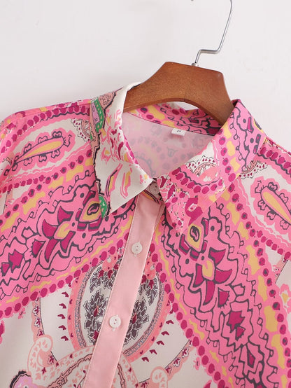 Beautifully Crafted Blouse in a Classic Style