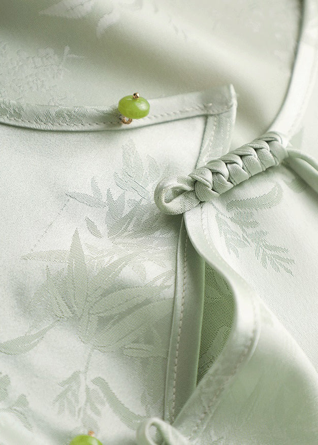 Gracefully Styled Blouse for Any Occasion