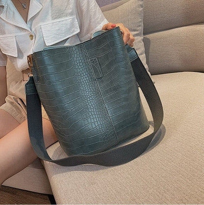 Beautifully Crafted Bag in a Classic Style