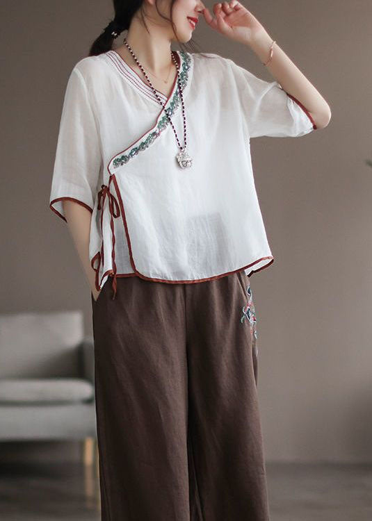 Elegantly Styled Blouse for Everyday Wear