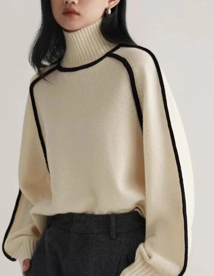 Effortlessly Elegant Sweater with a Timeless Design
