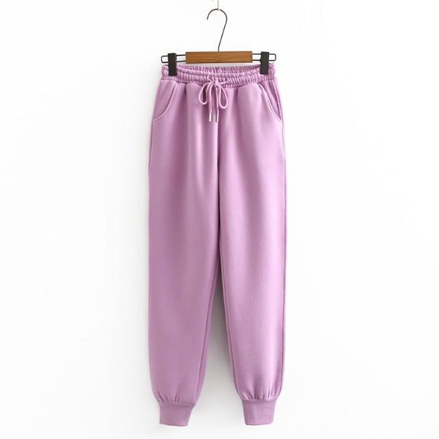Classic Vintage Pants with a Flattering Fit