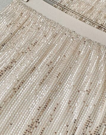 Beautifully Finished Garment in a Timeless Design