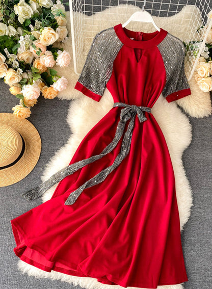 Classic Vintage Dress with a Flattering Fit