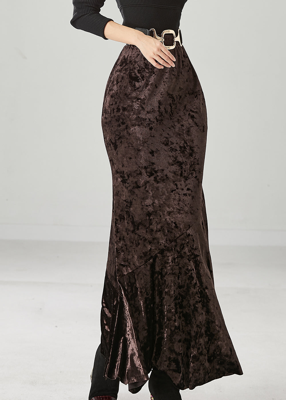 Effortlessly Elegant Garment with a Timeless Design