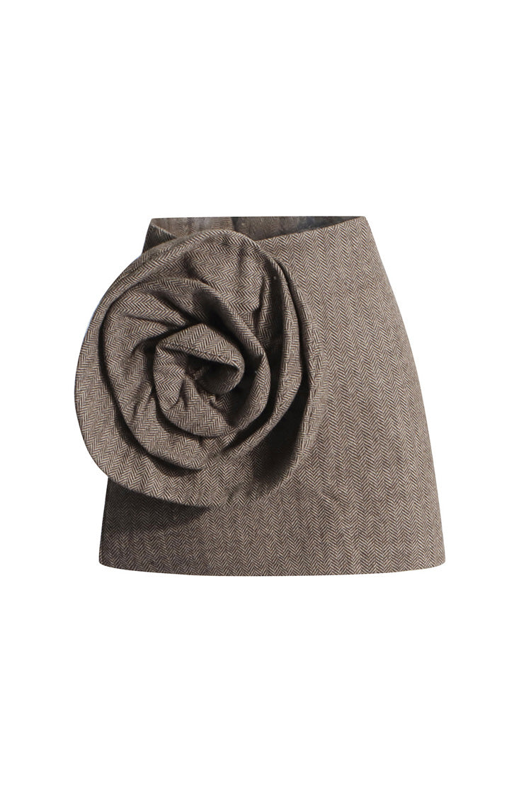 Gracefully Styled Garment for Any Occasion