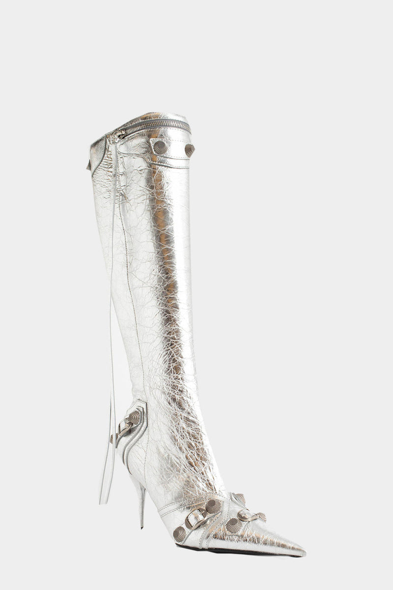 Polished Boots with an Effortless Classic Look