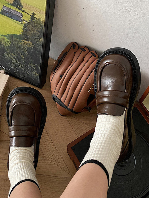 A Vintage Style Shoes with Delicate Timeless Details