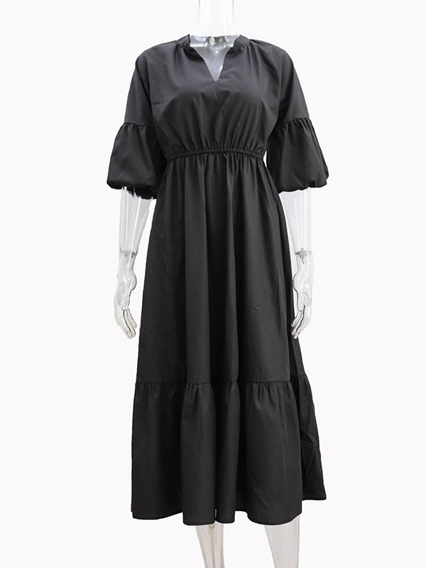 Beautifully Finished Dress in a Timeless Design