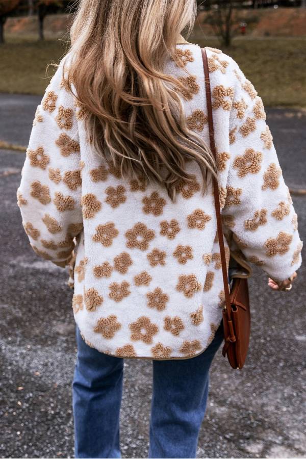 Polished Jacket with an Effortless Classic Look