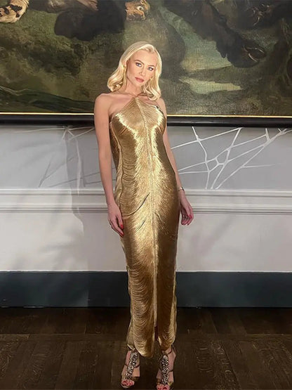 Gracefully Styled Dress for Any Occasion