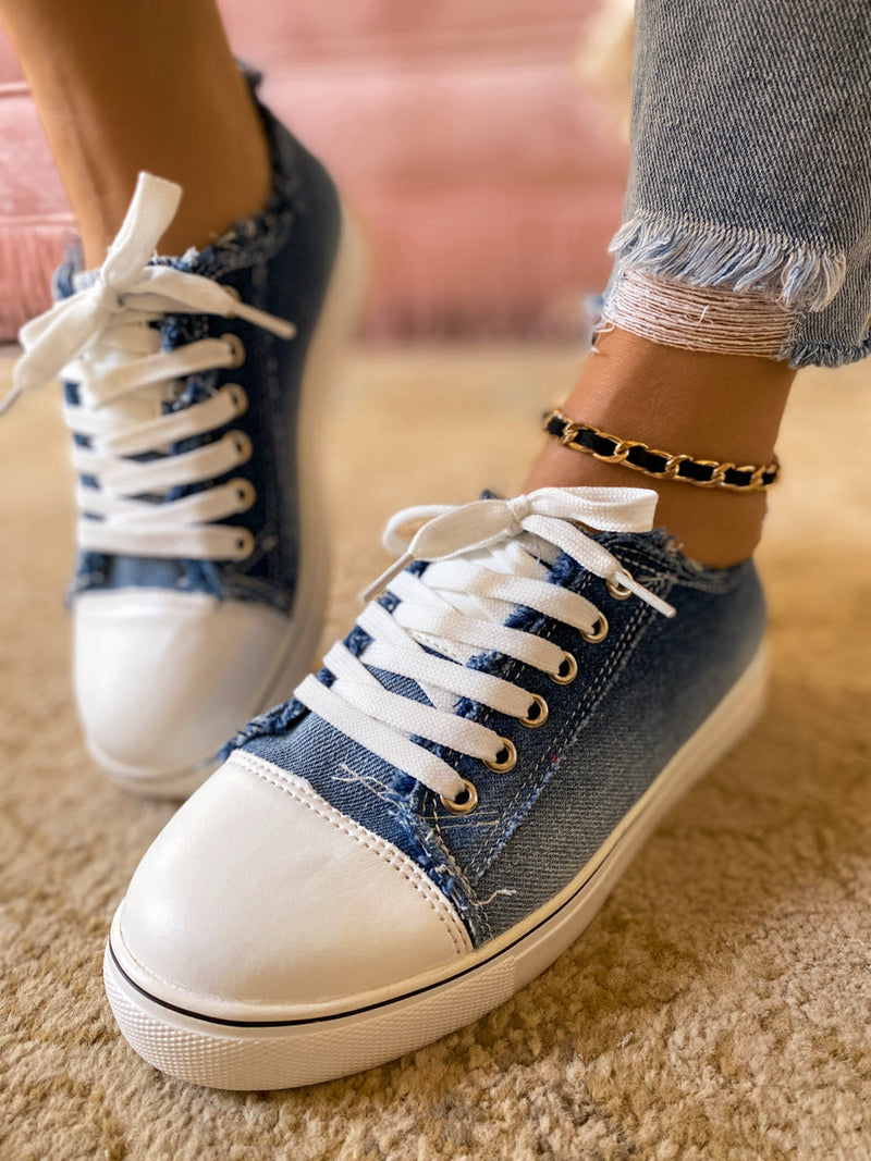 Elegantly Styled Sneakers for Everyday Wear