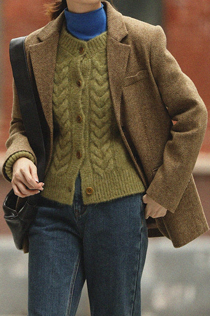 Well Tailored Garment with a Graceful Silhouette