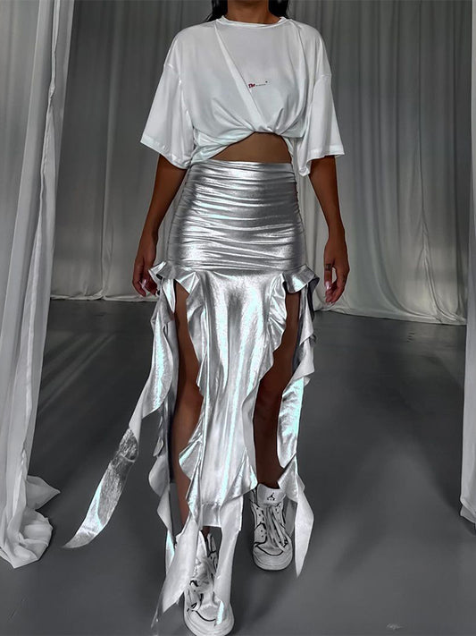 Sophisticated Garment with a Clean Classic Look