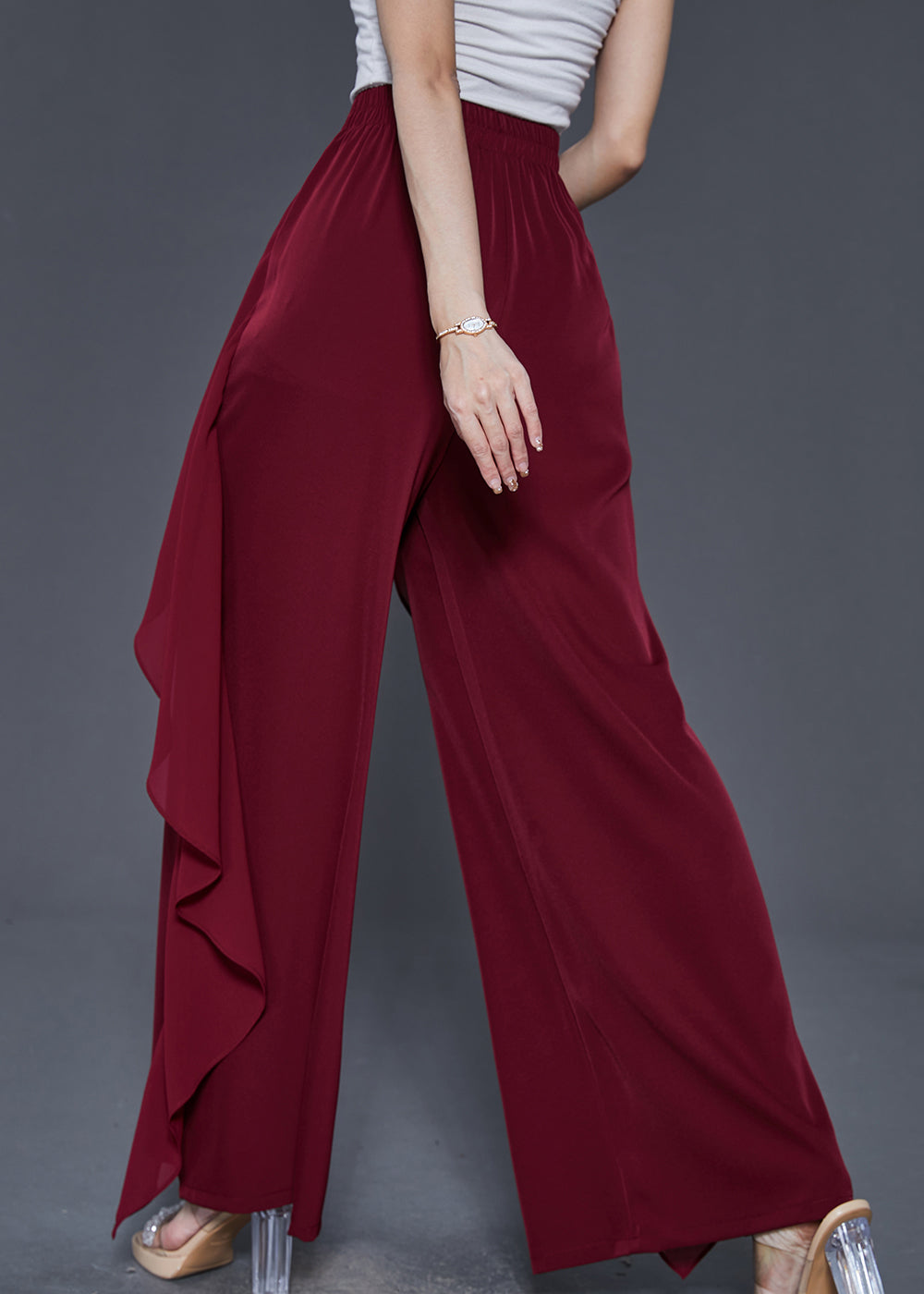 Beautifully Finished Trousers in a Timeless Design