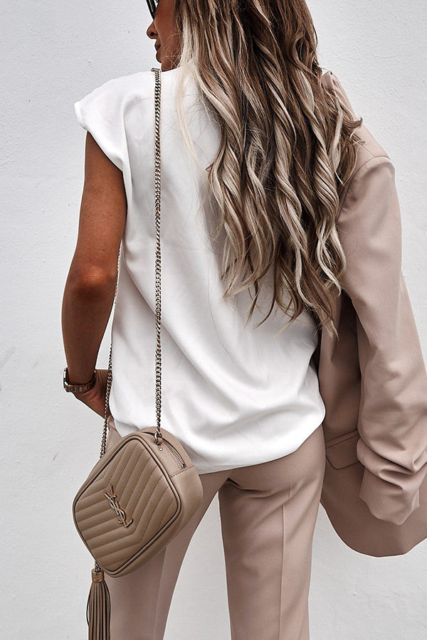 Beautifully Crafted Blouse in a Classic Style