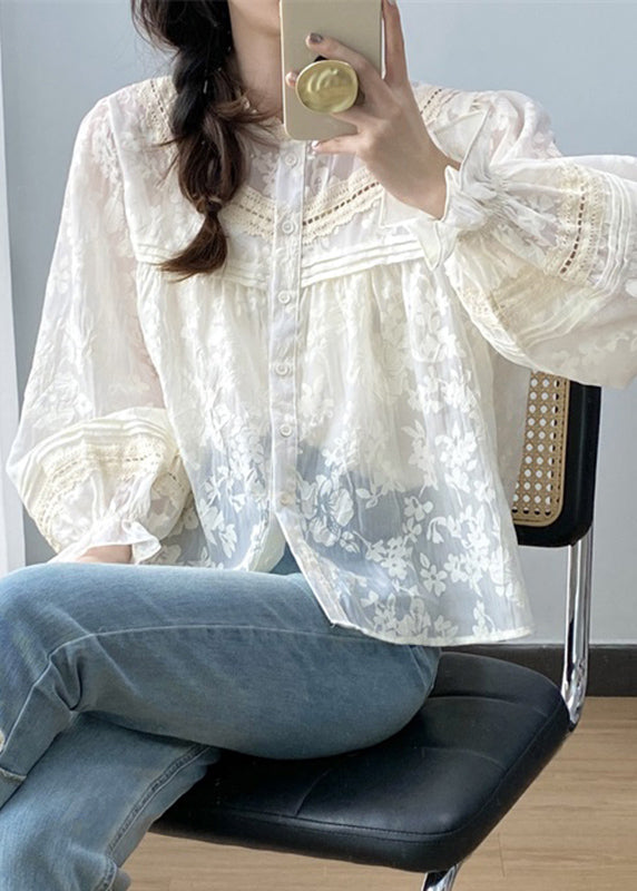 Well Tailored Shirt with a Graceful Silhouette