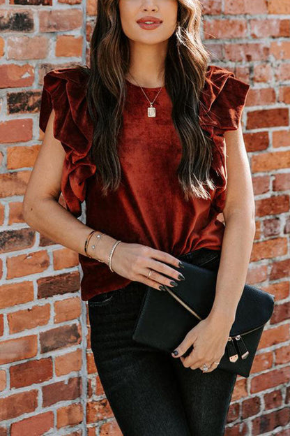 Polished Top with an Effortless Classic Look
