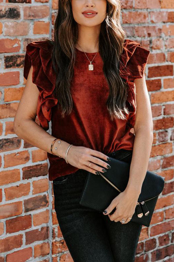 Polished Top with an Effortless Classic Look