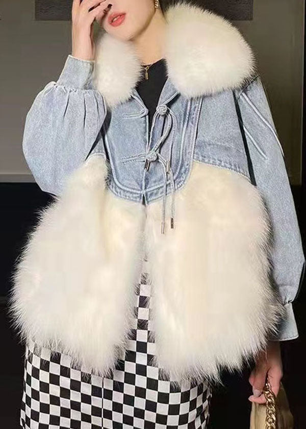 Classic Vintage Coat with a Flattering Fit