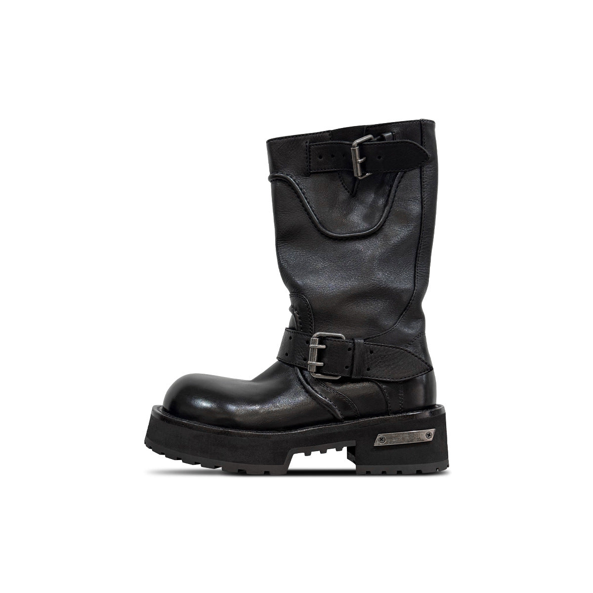 Effortlessly Elegant Boots with a Timeless Design