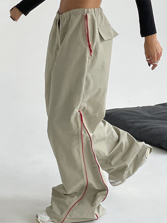 Well Tailored Pants with a Graceful Silhouette