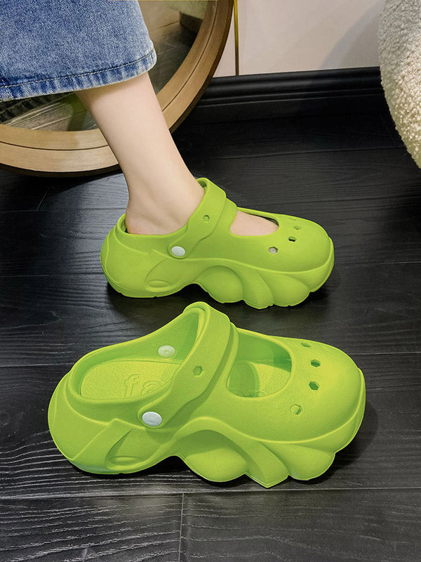 Classic Vintage & Enduringly Stylish Sandals