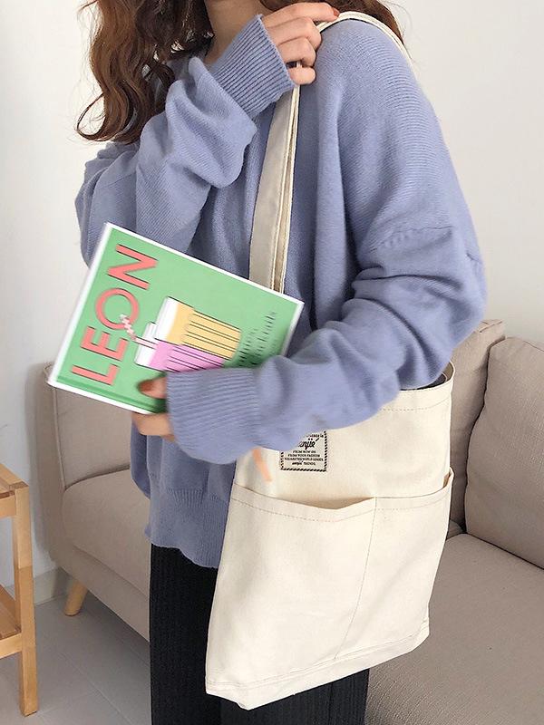 Polished Bag with an Effortless Classic Look