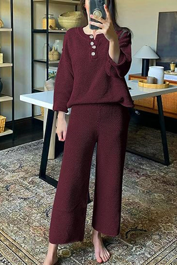 Beautifully Finished Top in a Timeless Design