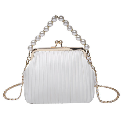 Gracefully Styled Bag for Any Occasion