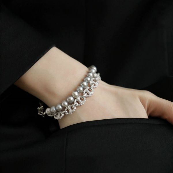 Sophisticated Garment with a Clean Classic Look