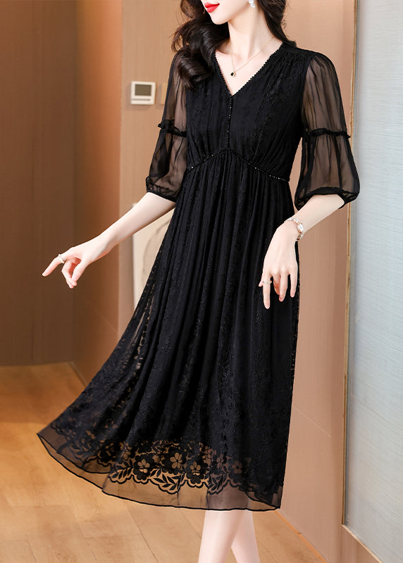 Sophisticated Dress with a Clean Classic Look
