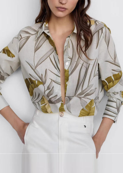 Well Tailored Shirt with a Graceful Silhouette