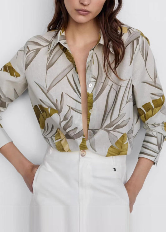 Well Tailored Shirt with a Graceful Silhouette